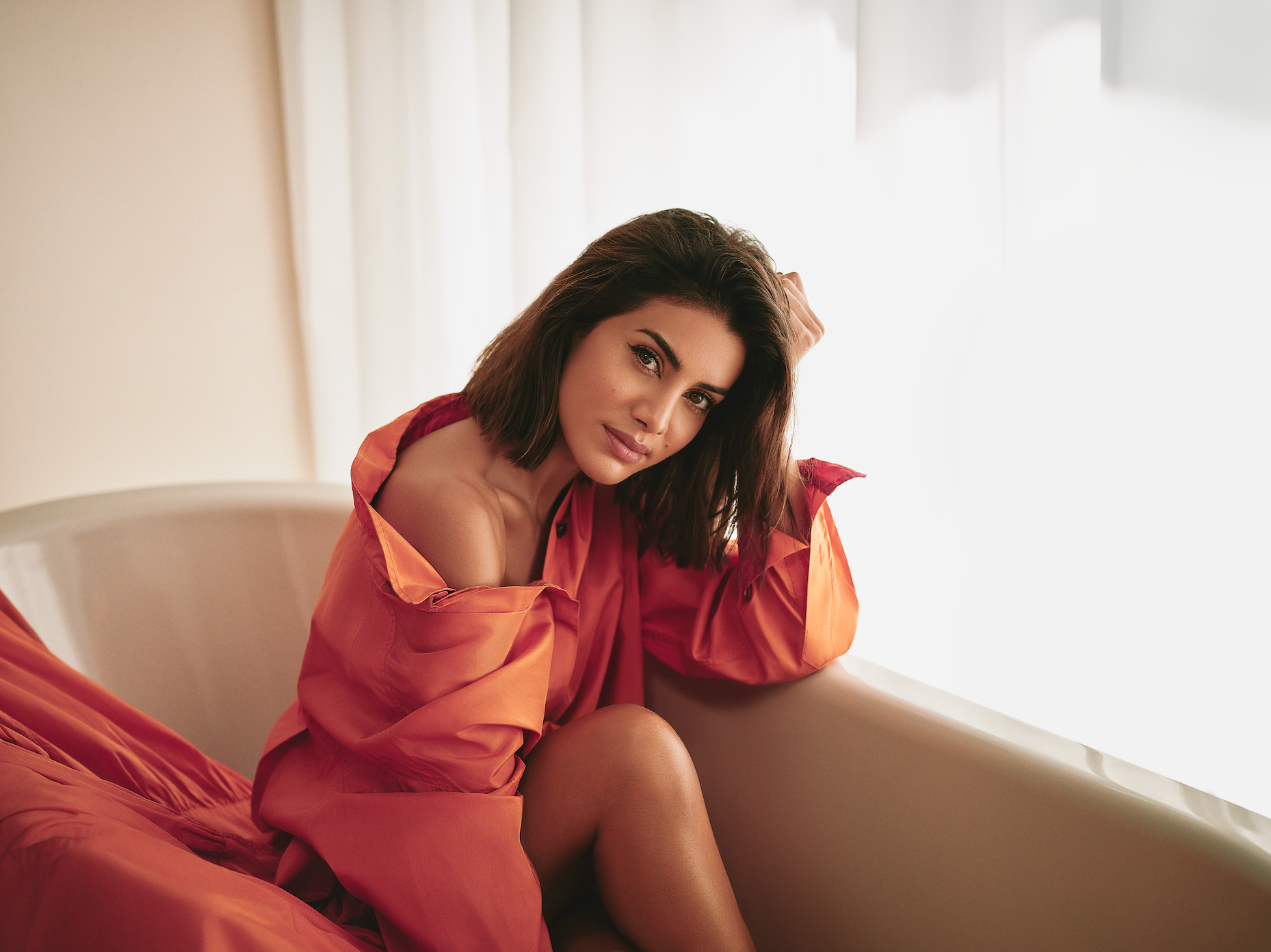 Behind-The- Scenes with Camila Coelho